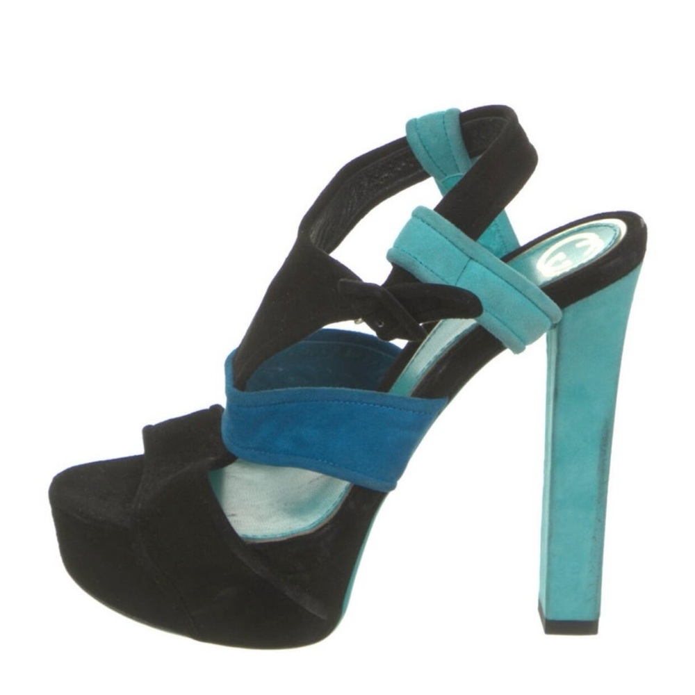 Gucci stunning heals